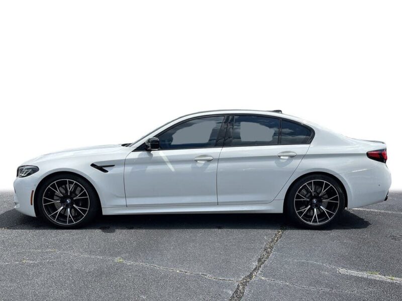 2022 BMW M5